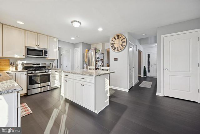 106 NOTTINGHAM LN, Newfield, NJ 08344