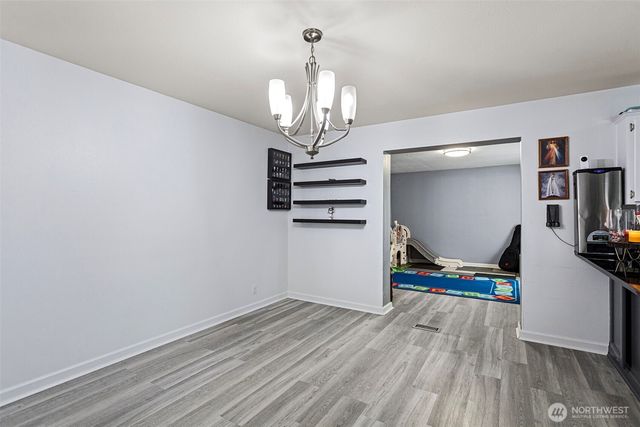 1040 NE Big Berry Loop, Oak Harbor, WA 98277