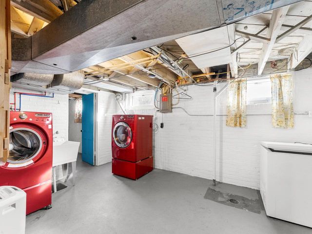 2407 Henry STREET, Sheboygan, WI 53081