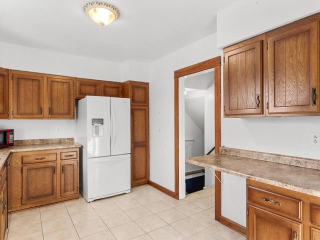 2407 Henry STREET, Sheboygan, WI 53081