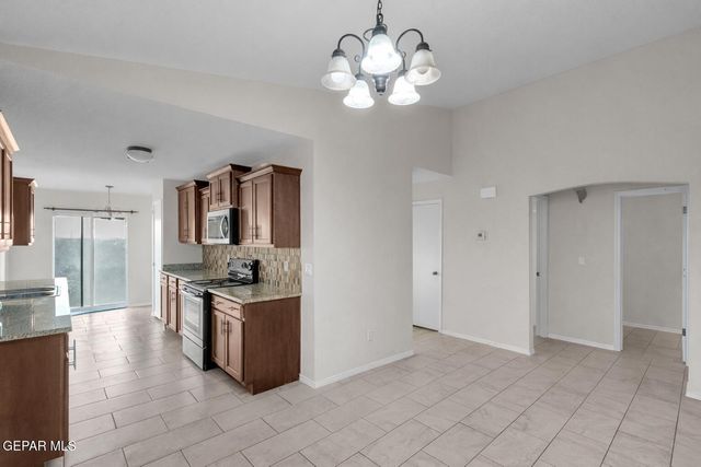 11128 IDA COLDWELL Lane, El Paso, TX 79927