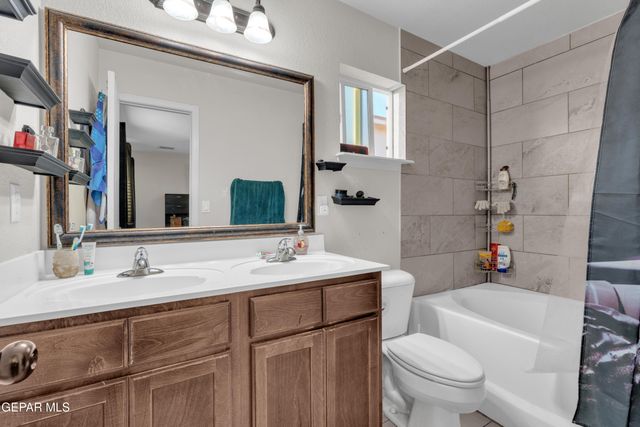 11128 IDA COLDWELL Lane, El Paso, TX 79927