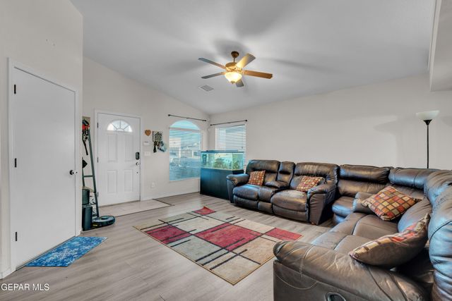 11128 IDA COLDWELL Lane, El Paso, TX 79927