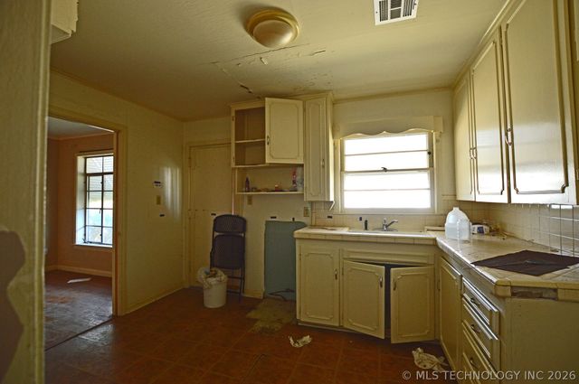 4141 E 35th Street, Tulsa, OK 74135