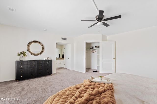 2132 N 63rd Place, Mesa, AZ 85215