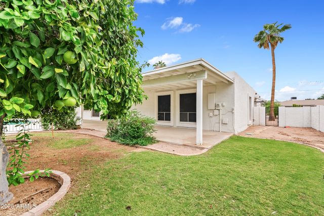 2132 N 63rd Place, Mesa, AZ 85215