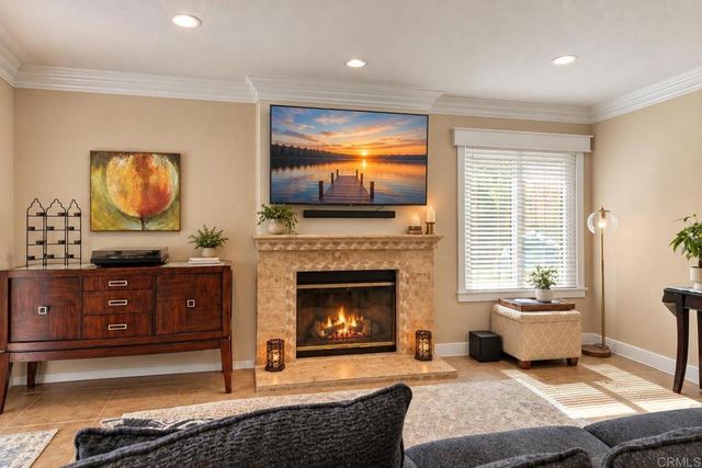 2176 Splendorwood Place, Escondido, CA 92026