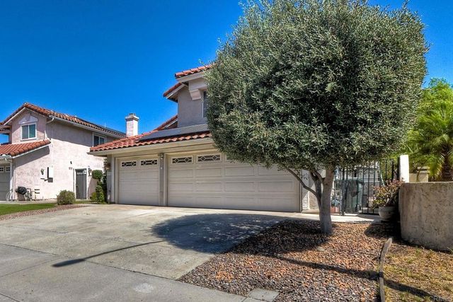 2176 Splendorwood Place, Escondido, CA 92026