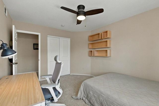 2176 Splendorwood Place, Escondido, CA 92026