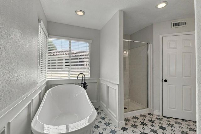 2176 Splendorwood Place, Escondido, CA 92026