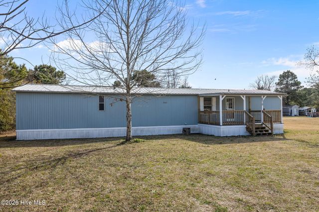 670 Straits Road, Gloucester, NC 28528