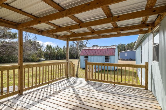 670 Straits Road, Gloucester, NC 28528