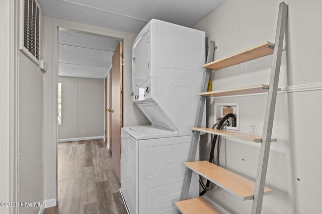 670 Straits Road, Gloucester, NC 28528