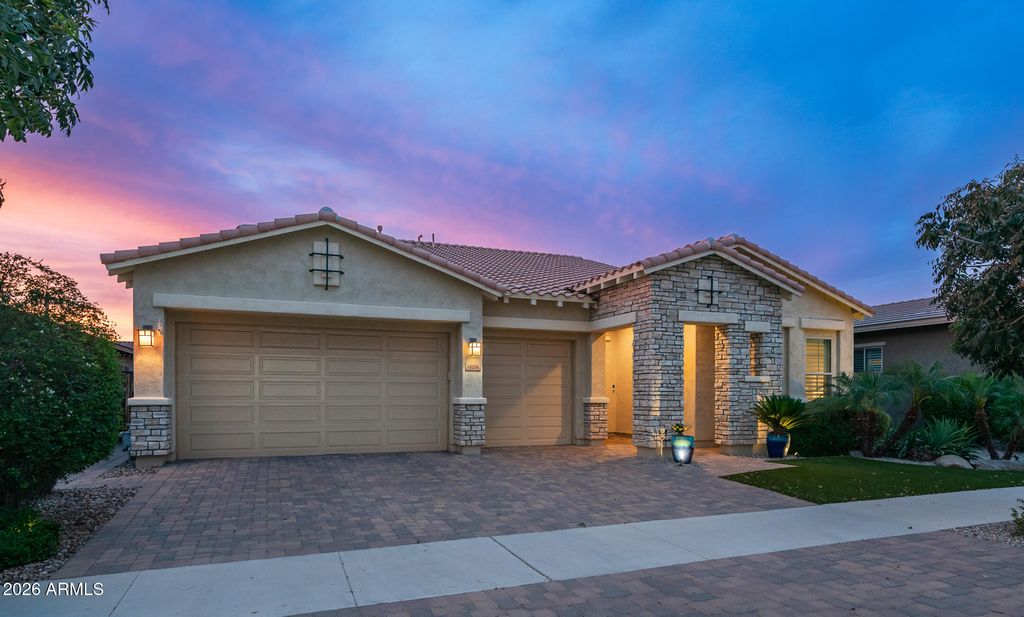10356 E WAVELENGTH Avenue, Mesa, AZ 85212 — exterior