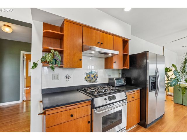 411 Se 65TH Ave, Portland, OR 97215