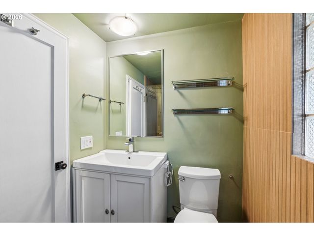 411 Se 65TH Ave, Portland, OR 97215