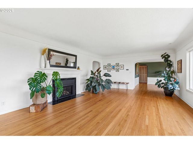 411 Se 65TH Ave, Portland, OR 97215