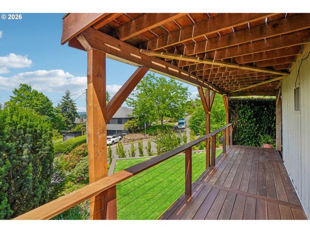 411 Se 65TH Ave, Portland, OR 97215