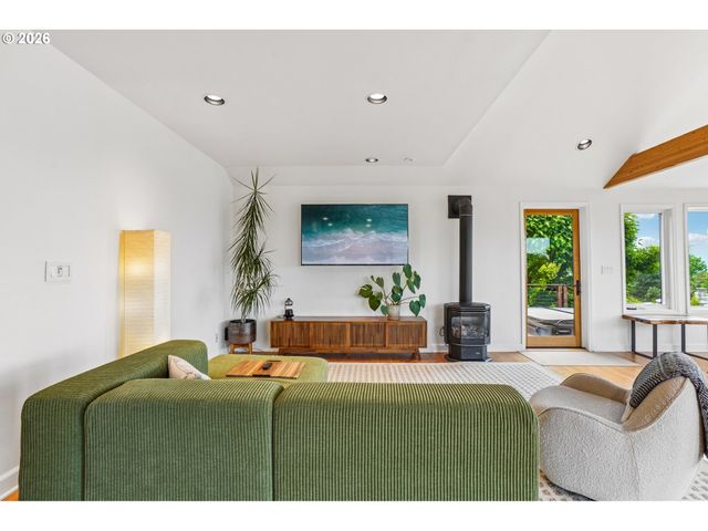 411 Se 65TH Ave, Portland, OR 97215