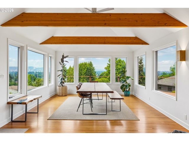 411 Se 65TH Ave, Portland, OR 97215