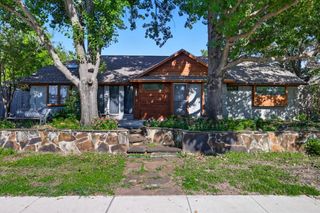 1617 Oak Creek Drive, Lewisville, TX 75077