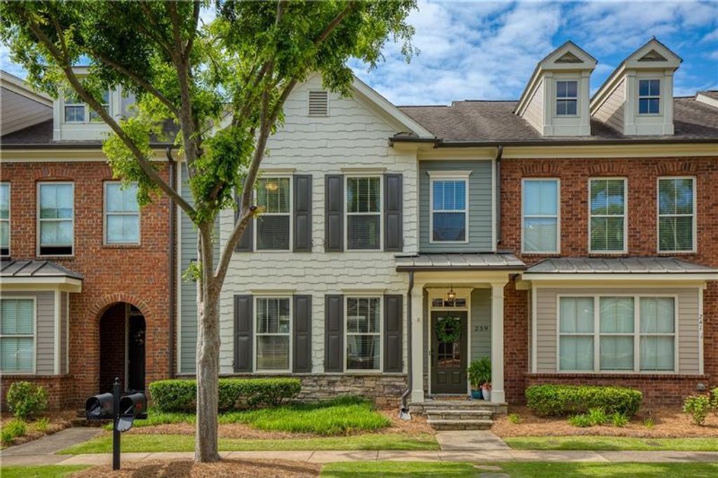 239 S Village Square, Canton, GA 30115