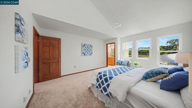 118 Creekside Ct, El Sobrante, CA 94803
