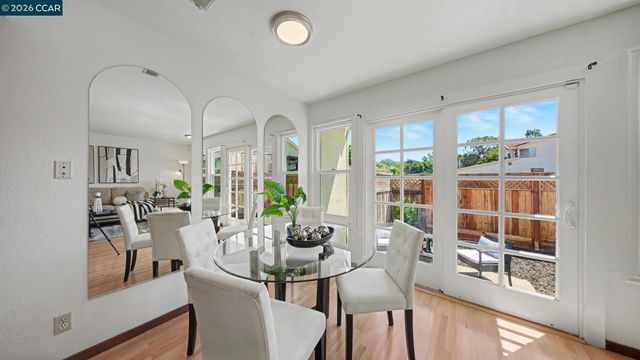 118 Creekside Ct, El Sobrante, CA 94803