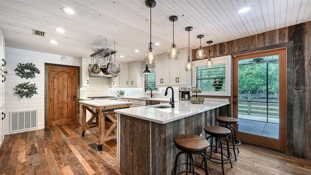 6521 219TH STREET E, Bradenton, FL 34211