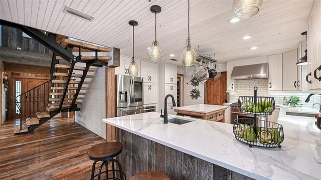 6521 219TH STREET E, Bradenton, FL 34211