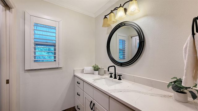 6521 219TH STREET E, Bradenton, FL 34211