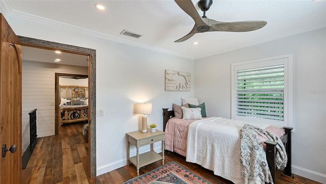 6521 219TH STREET E, Bradenton, FL 34211