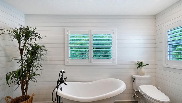 6521 219TH STREET E, Bradenton, FL 34211