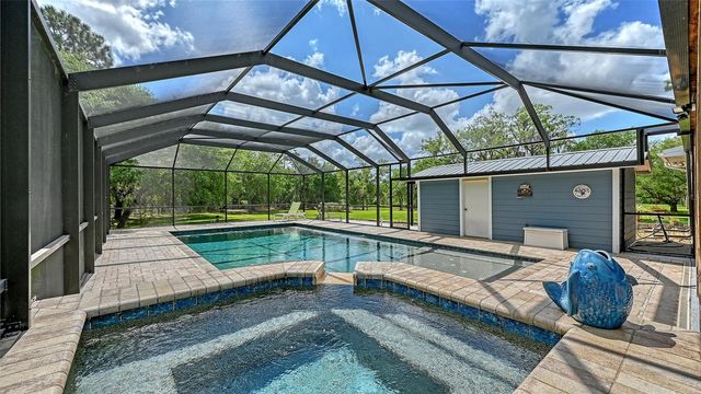 6521 219TH STREET E, Bradenton, FL 34211