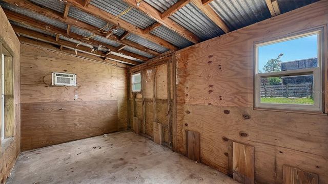 6521 219TH STREET E, Bradenton, FL 34211