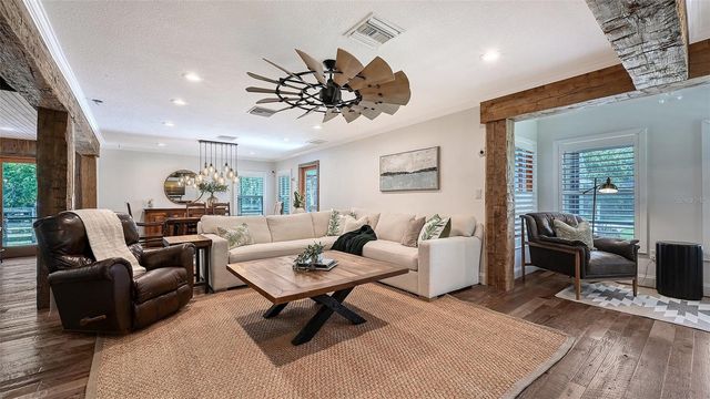 6521 219TH STREET E, Bradenton, FL 34211