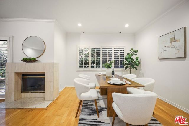 11737 Darlington Avenue 104, Los Angeles, CA 90049