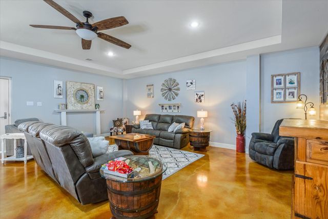 11578 28th Street, Santa Fe, TX 77510