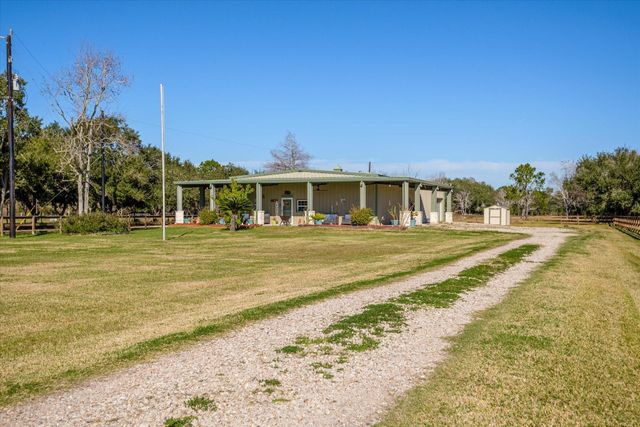 11578 28th Street, Santa Fe, TX 77510