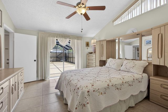 5662 Golden Eagle Circle, Palm Beach Gardens, FL 33418