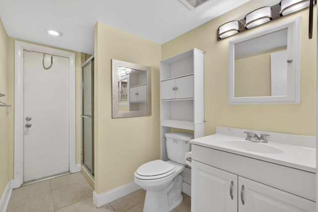 5662 Golden Eagle Circle, Palm Beach Gardens, FL 33418