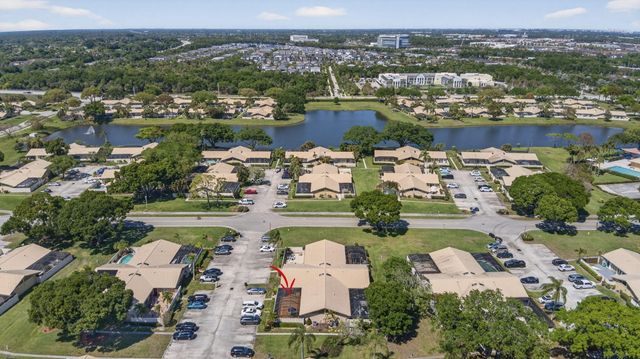 5662 Golden Eagle Circle, Palm Beach Gardens, FL 33418