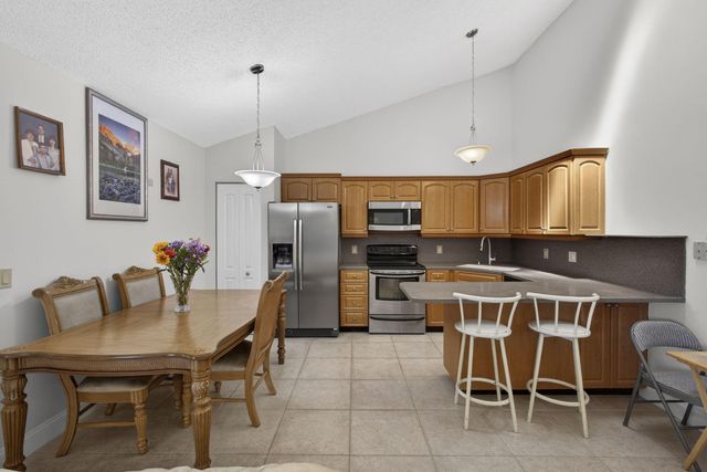 5662 Golden Eagle Circle, Palm Beach Gardens, FL 33418