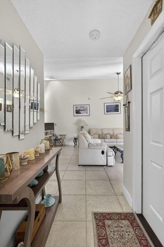 5662 Golden Eagle Circle, Palm Beach Gardens, FL 33418