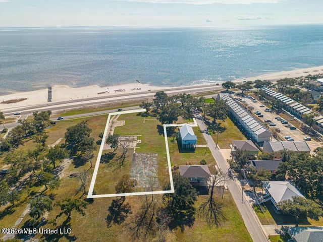 530 Beach Boulevard, Biloxi, MS 39530