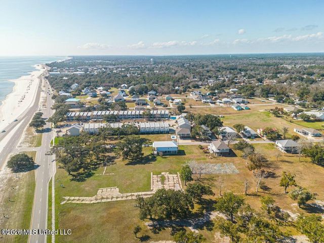 530 Beach Boulevard, Biloxi, MS 39530