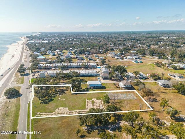 530 Beach Boulevard, Biloxi, MS 39530