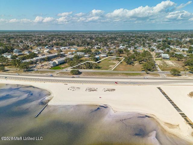 530 Beach Boulevard, Biloxi, MS 39530