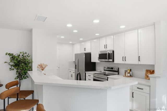 7551 Rainswept Ln, San Diego, CA 92119