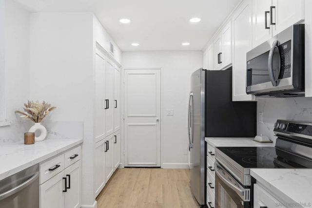 7551 Rainswept Ln, San Diego, CA 92119